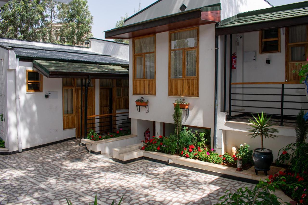 Choice Guest House 2 Addis Ababa Dış mekan fotoğraf