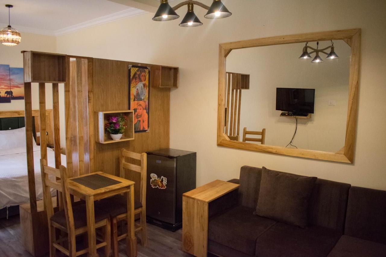 Choice Guest House 2 Addis Ababa Dış mekan fotoğraf